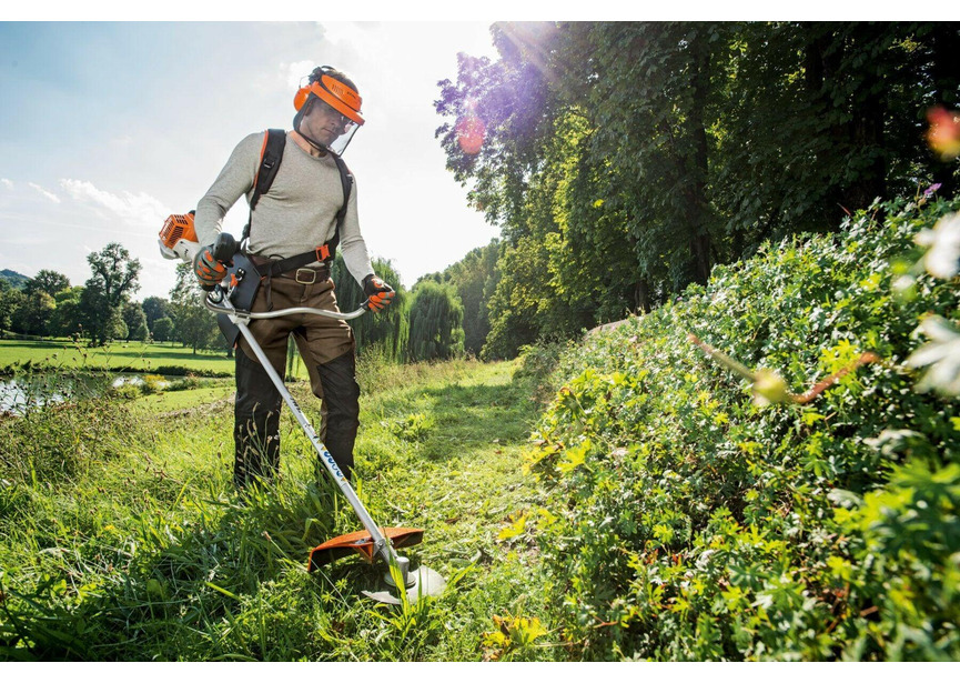 stihl-fs-94-c-e-benzine-bosmaaier-met-mes-keizers-nu-3